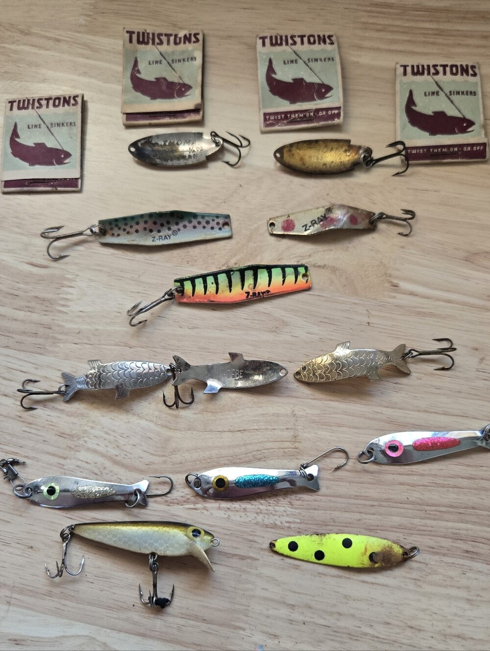 Bait Fish Lure Lot With Twist Line Sinkers Vintage And New Mix As Seen